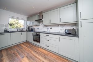 OPEN PLAN KITCHEN/DINER- click for photo gallery
